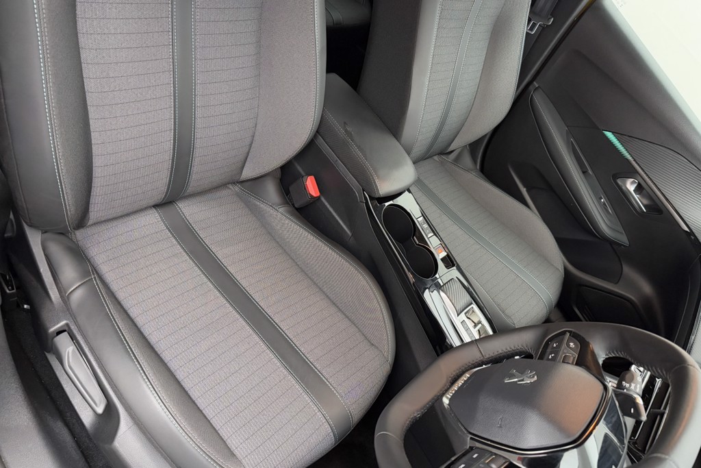 Peugeot 208 Allure Premium -Plus Automatic Petrol Hatchback - Stock Number (1545543) - 18th supplementary image