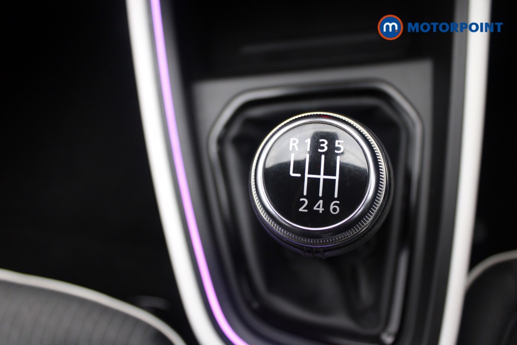 Renault Clio Techno Manual Petrol Hatchback - Stock Number (1545728) - 9th supplementary image