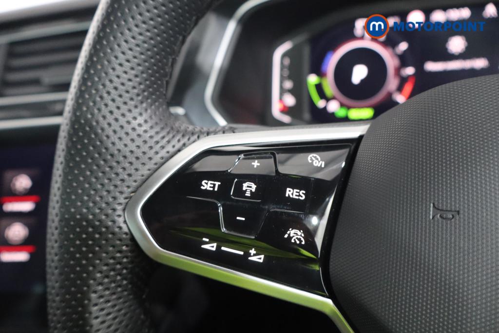 Volkswagen Tiguan R-Line Automatic Petrol Plug-In Hybrid SUV - Stock Number (1546620) - 6th supplementary image