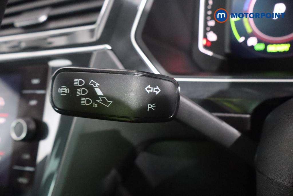 Volkswagen Tiguan R-Line Automatic Petrol Plug-In Hybrid SUV - Stock Number (1546620) - 9th supplementary image