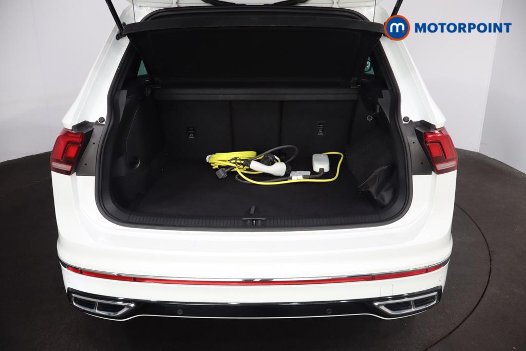 Volkswagen Tiguan R-Line Automatic Petrol Plug-In Hybrid SUV - Stock Number (1546620) - 17th supplementary image
