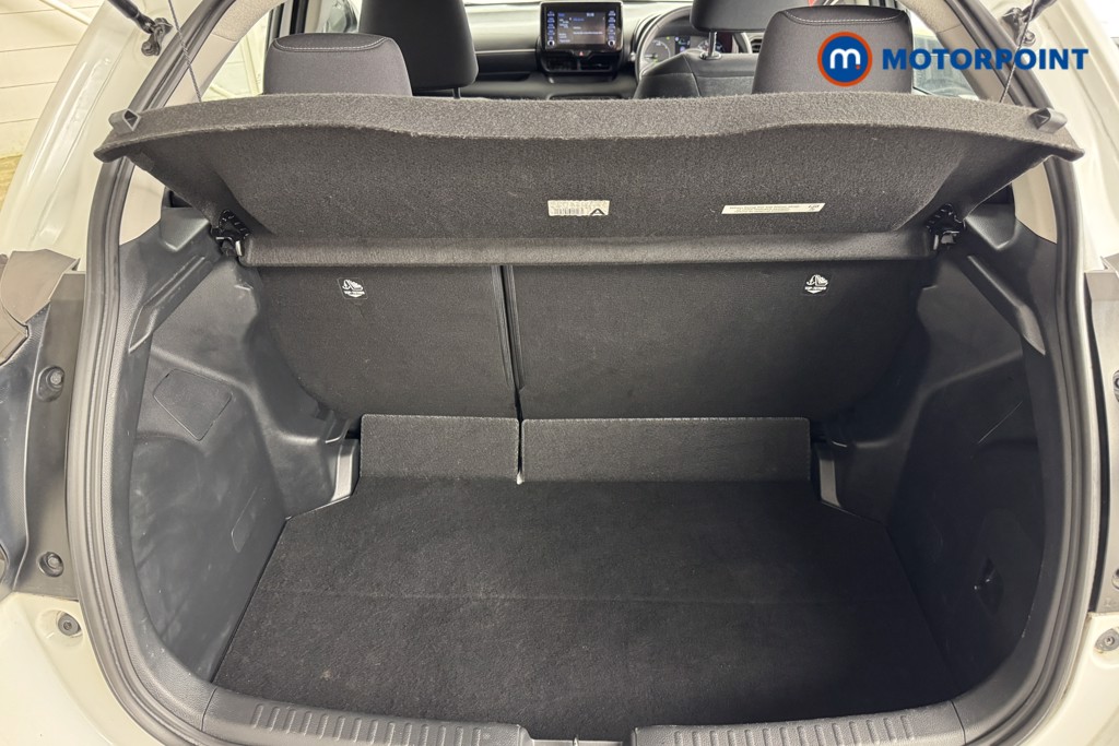 Toyota Yaris Icon Automatic Petrol-Electric Hybrid Hatchback - Stock Number (1547792) - 3rd supplementary image