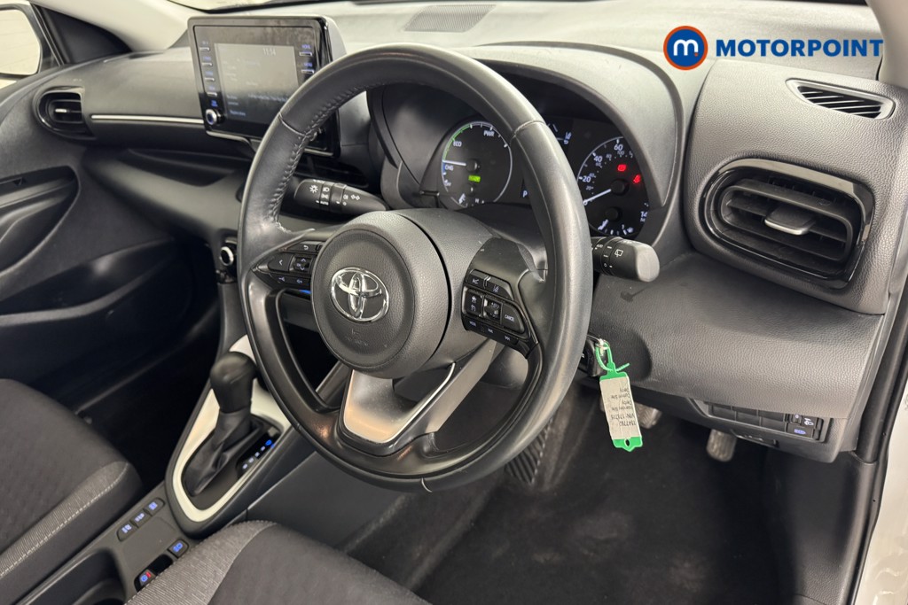 Toyota Yaris Icon Automatic Petrol-Electric Hybrid Hatchback - Stock Number (1547792) - 7th supplementary image