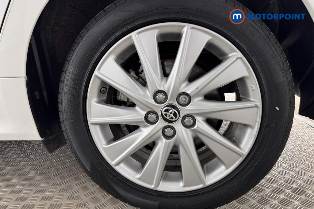 Toyota Yaris Icon Automatic Petrol-Electric Hybrid Hatchback - Stock Number (1547792) - 23rd supplementary image