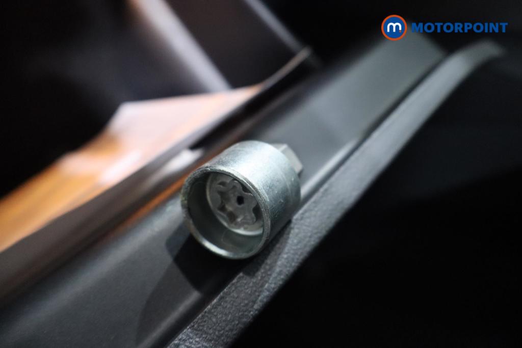 Skoda Octavia Se Technology Manual Petrol Estate - Stock Number (1548541) - 14th supplementary image