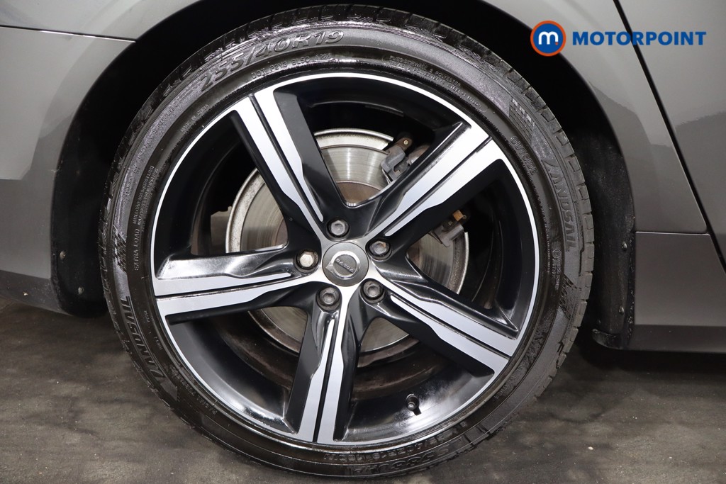 Volvo S90 R Design Plus Automatic Diesel Saloon - Stock Number (1549727) - 23rd supplementary image