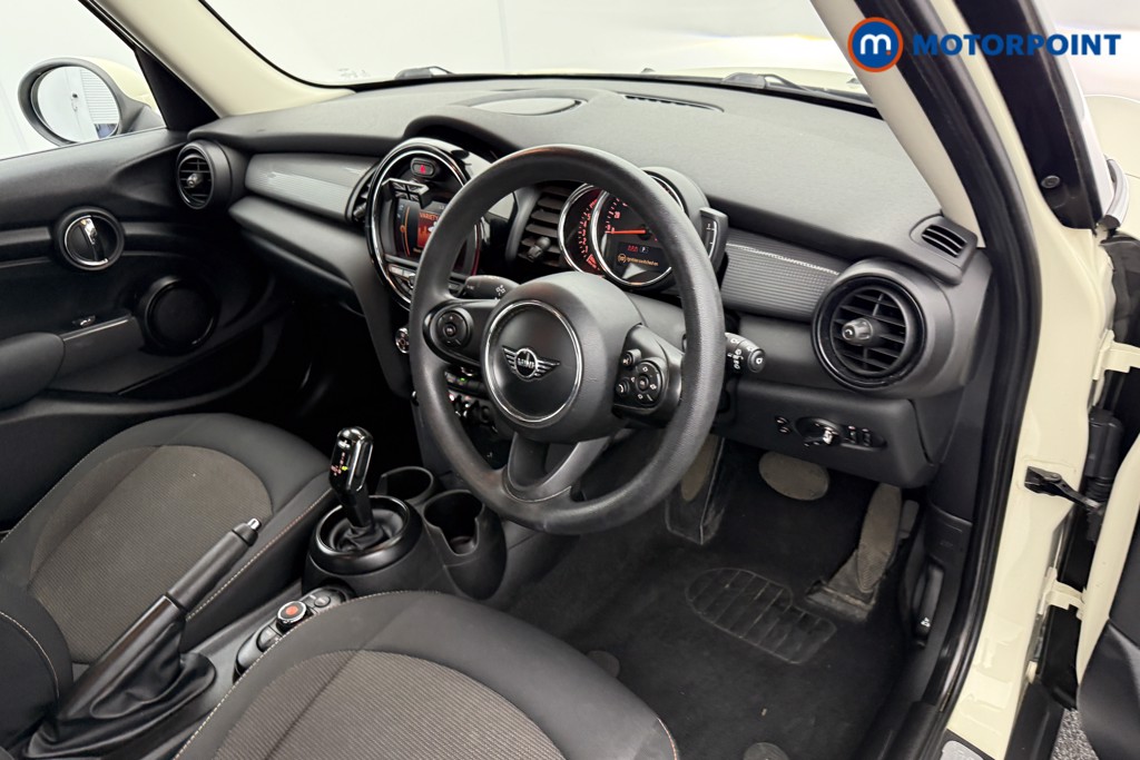 Mini Hatchback Cooper Automatic Petrol Hatchback - Stock Number (1549760) - 3rd supplementary image