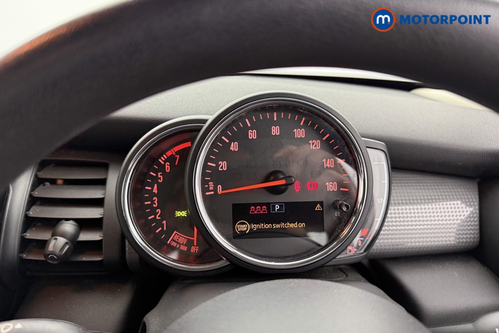 Mini Hatchback Cooper Automatic Petrol Hatchback - Stock Number (1549760) - 4th supplementary image