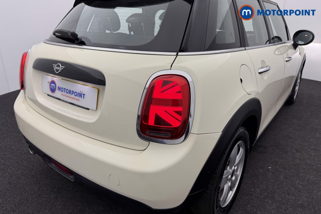 Mini Hatchback Cooper Automatic Petrol Hatchback - Stock Number (1549760) - 20th supplementary image