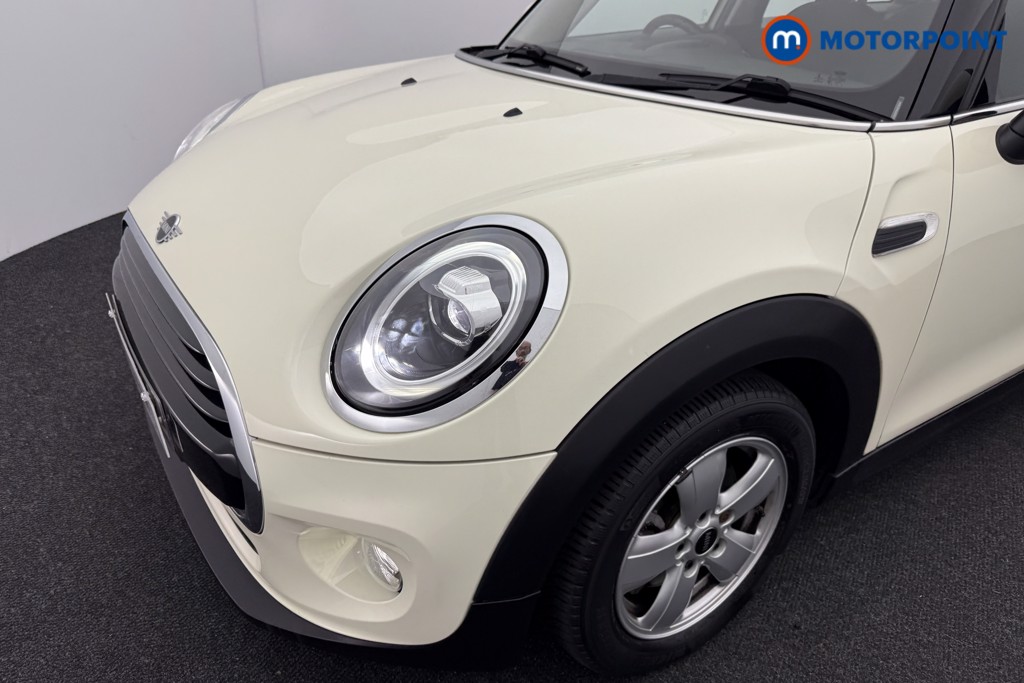 Mini Hatchback Cooper Automatic Petrol Hatchback - Stock Number (1549760) - 22nd supplementary image