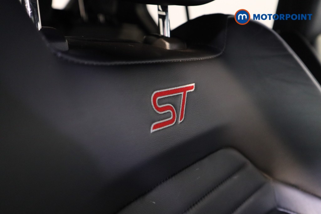 Ford Focus ST Manual Petrol Hatchback - Stock Number (1549781) - 16th supplementary image