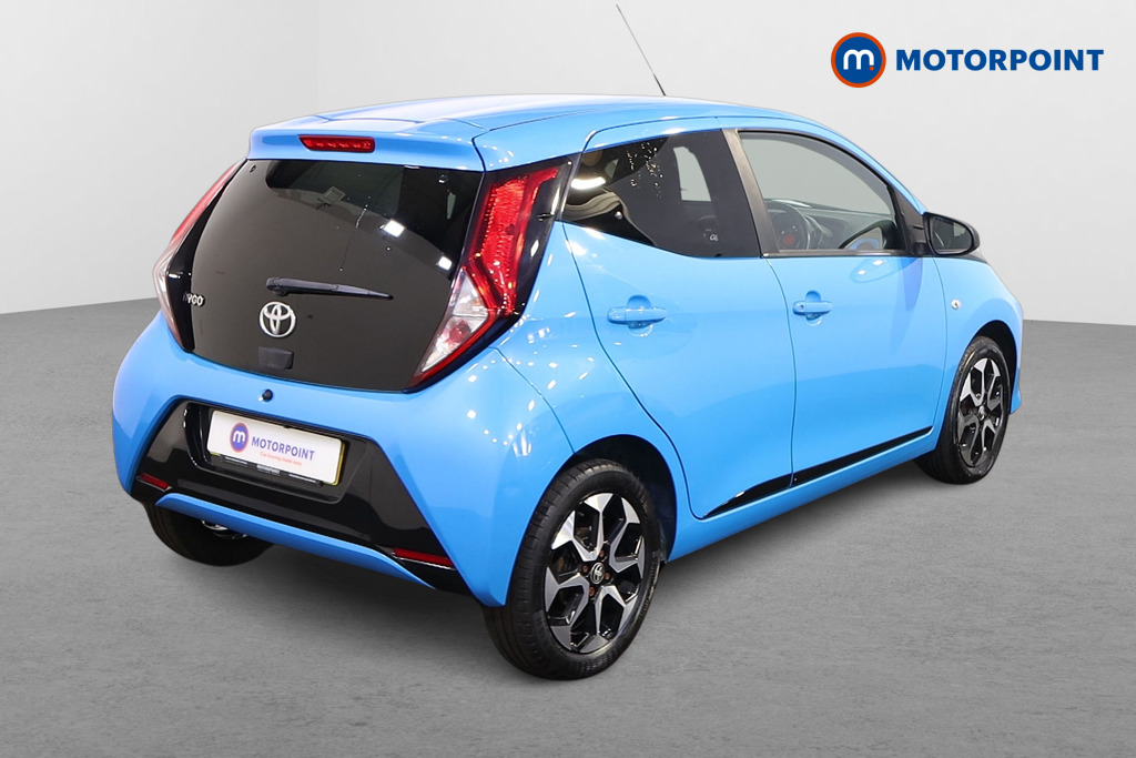 Toyota Aygo X-Trend Manual Petrol Hatchback - Stock Number (1549822) - Drivers side rear corner