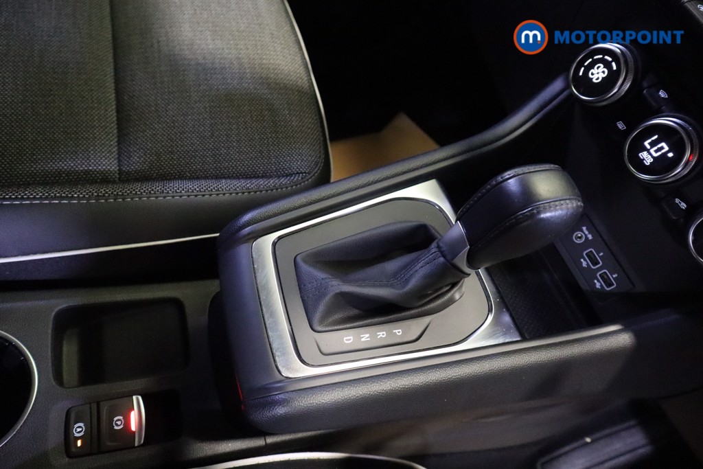 Renault Captur S Edition Automatic Petrol SUV - Stock Number (1549835) - 5th supplementary image