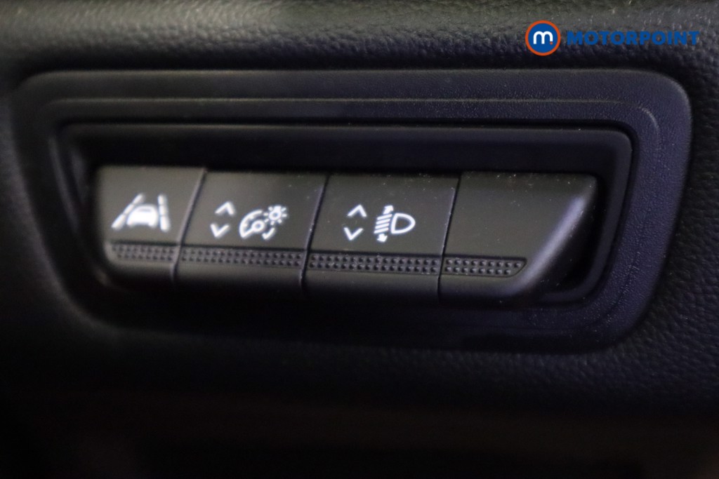 Renault Captur S Edition Automatic Petrol SUV - Stock Number (1549835) - 8th supplementary image