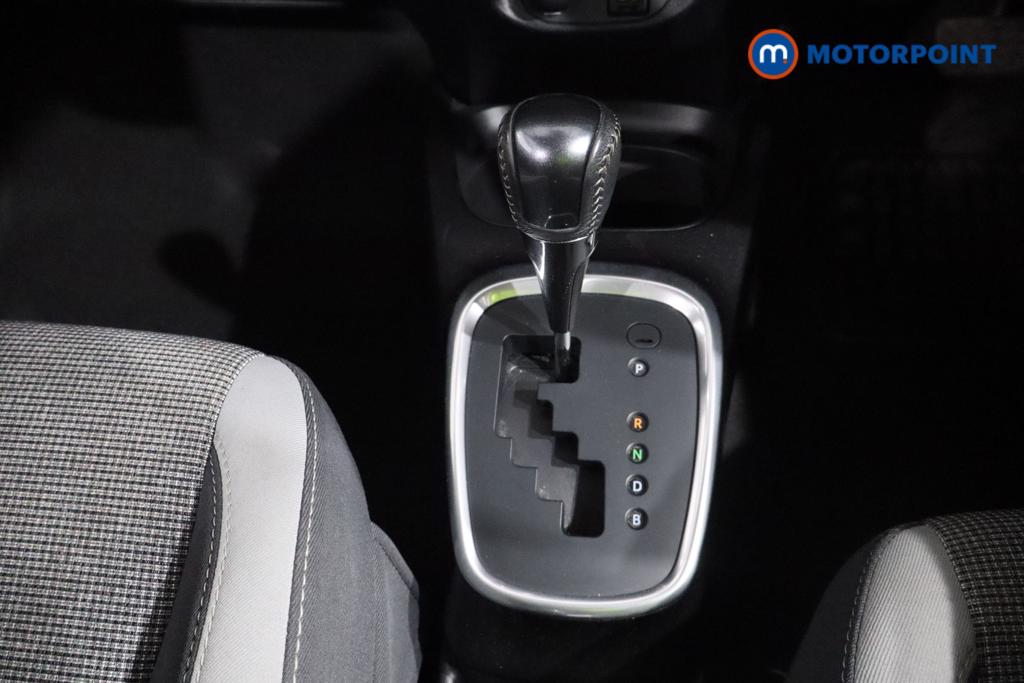 Toyota Yaris Y20 Automatic Petrol-Electric Hybrid Hatchback - Stock Number (1549840) - 3rd supplementary image
