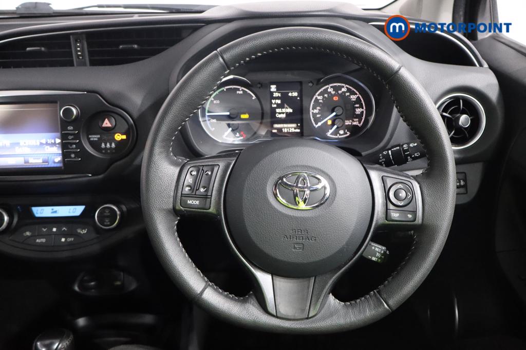 Toyota Yaris Y20 Automatic Petrol-Electric Hybrid Hatchback - Stock Number (1549840) - 5th supplementary image