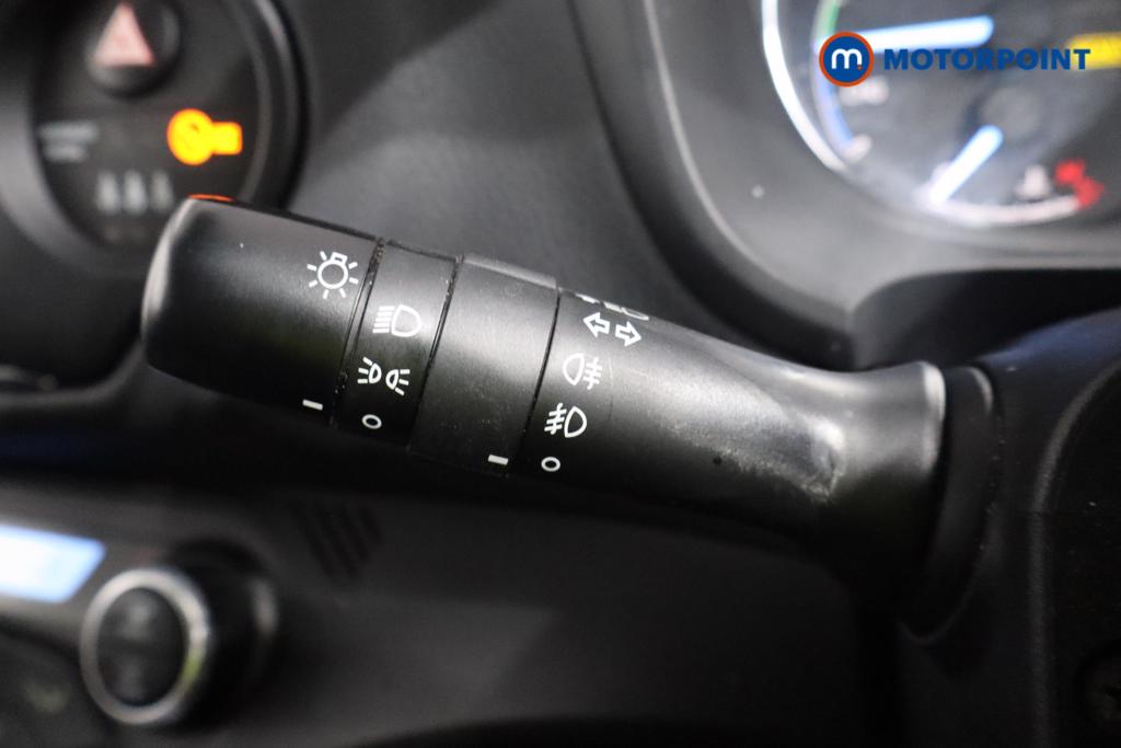 Toyota Yaris Y20 Automatic Petrol-Electric Hybrid Hatchback - Stock Number (1549840) - 8th supplementary image