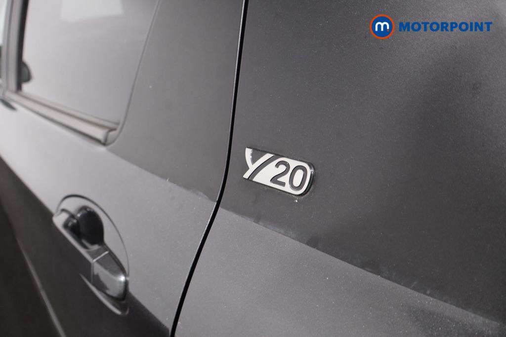 Toyota Yaris Y20 Automatic Petrol-Electric Hybrid Hatchback - Stock Number (1549840) - 25th supplementary image