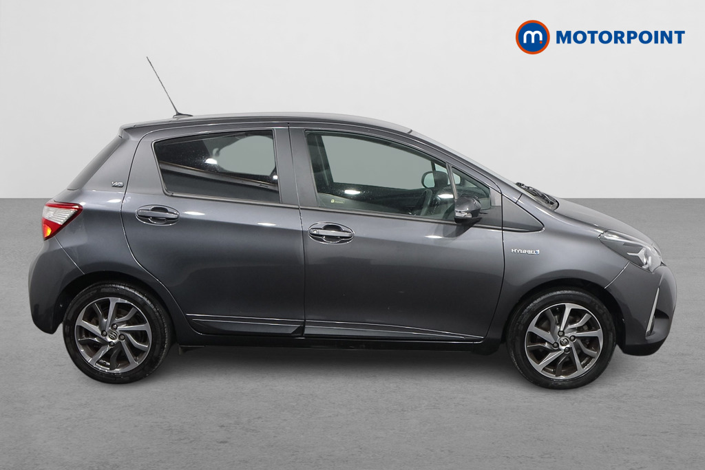 Toyota Yaris Y20 Automatic Petrol-Electric Hybrid Hatchback - Stock Number (1549840) - Drivers side