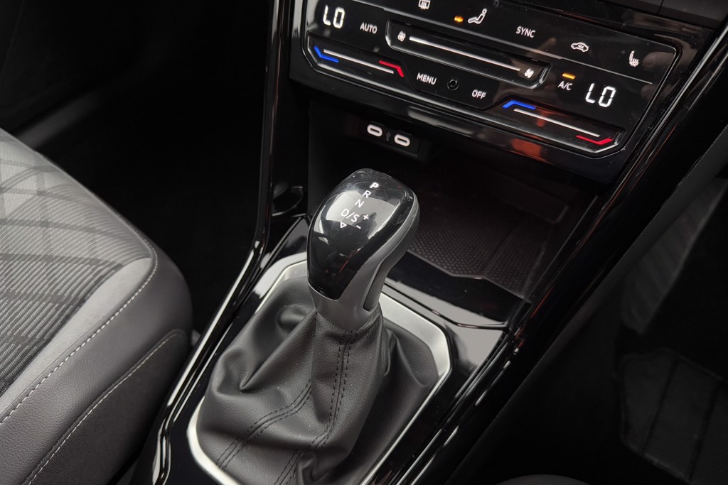 Volkswagen T-Roc R-Line Automatic Petrol SUV - Stock Number (1550721) - 12th supplementary image
