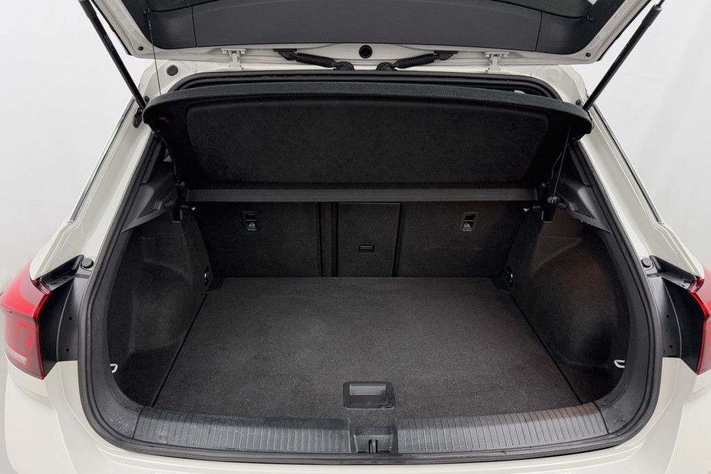 Volkswagen T-Roc R-Line Automatic Petrol SUV - Stock Number (1550721) - 22nd supplementary image