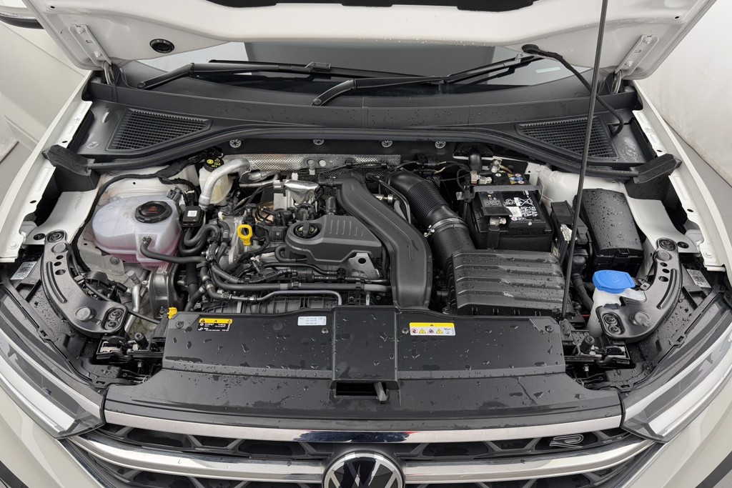 Volkswagen T-Roc R-Line Automatic Petrol SUV - Stock Number (1550721) - 26th supplementary image