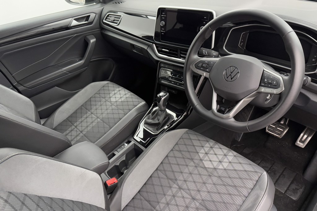 Volkswagen T-Roc R-Line Automatic Petrol SUV - Stock Number (1550721) - 1st supplementary image