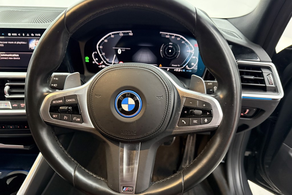 BMW 3 Series M Sport Pro Edition Automatic Petrol Plug-In Hybrid Estate - Stock Number (1550726) - 3rd supplementary image