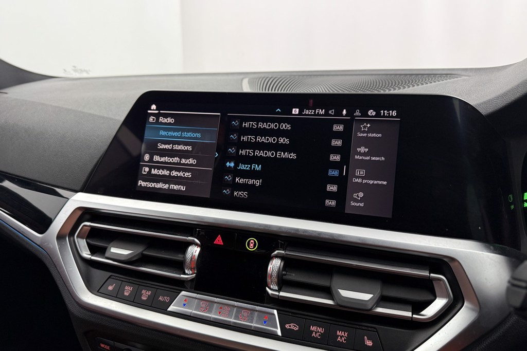 BMW 3 Series M Sport Pro Edition Automatic Petrol Plug-In Hybrid Estate - Stock Number (1550726) - 10th supplementary image