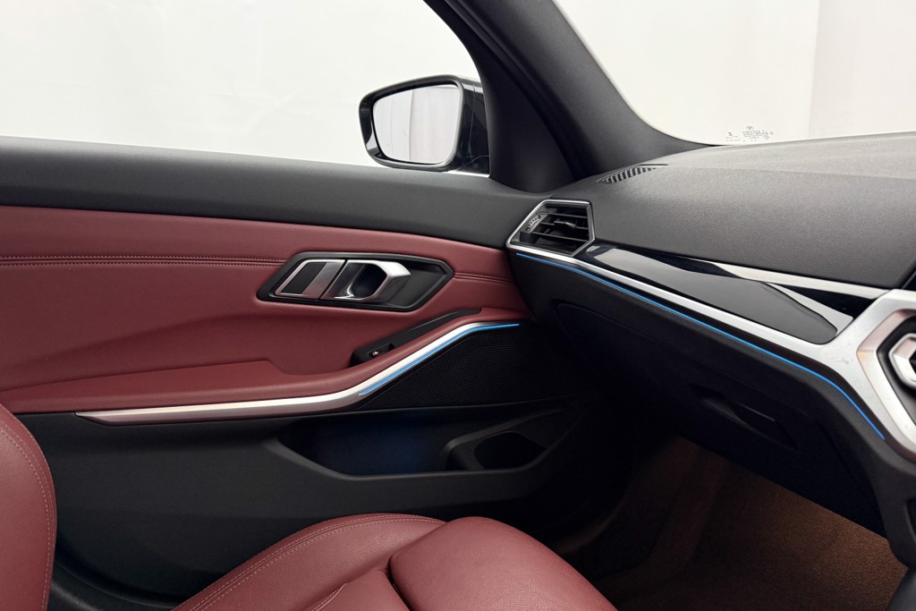 BMW 3 Series M Sport Pro Edition Automatic Petrol Plug-In Hybrid Estate - Stock Number (1550726) - 19th supplementary image