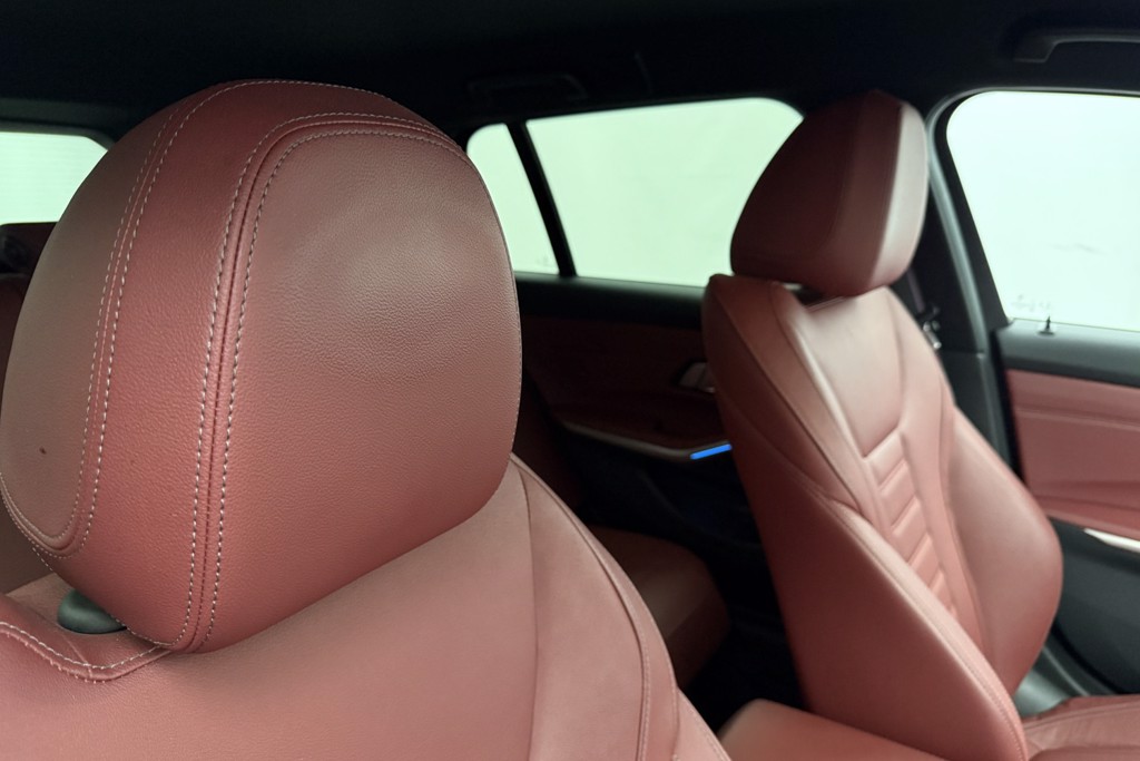 BMW 3 Series M Sport Pro Edition Automatic Petrol Plug-In Hybrid Estate - Stock Number (1550726) - 25th supplementary image
