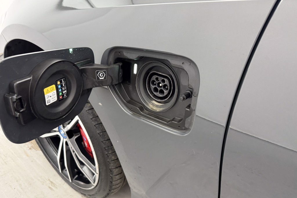 BMW 3 Series M Sport Pro Edition Automatic Petrol Plug-In Hybrid Estate - Stock Number (1550726) - 37th supplementary image