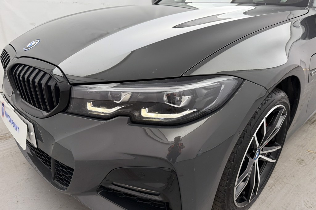BMW 3 Series M Sport Pro Edition Automatic Petrol Plug-In Hybrid Estate - Stock Number (1550726) - 38th supplementary image