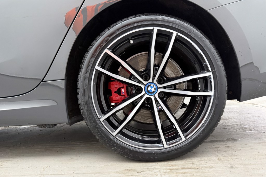 BMW 3 Series M Sport Pro Edition Automatic Petrol Plug-In Hybrid Estate - Stock Number (1550726) - 41st supplementary image
