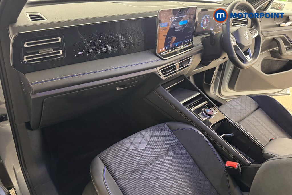 Volkswagen Tiguan R-Line Automatic Diesel SUV - Stock Number (1550984) - 8th supplementary image