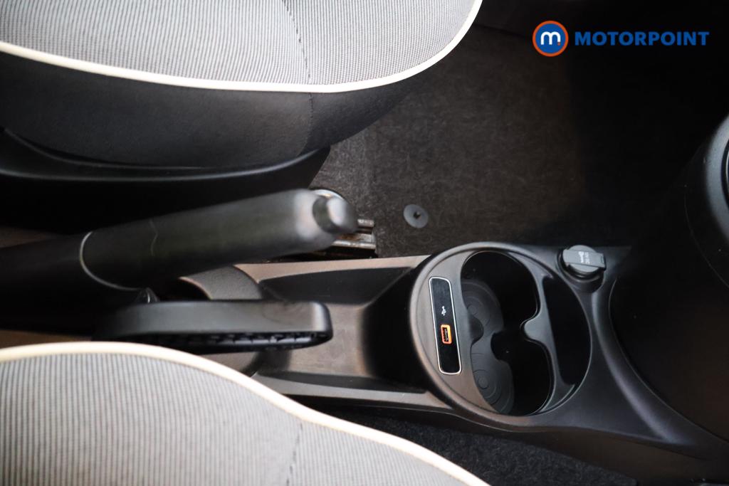 Fiat 500 Lounge Manual Petrol Hatchback - Stock Number (1551359) - 8th supplementary image