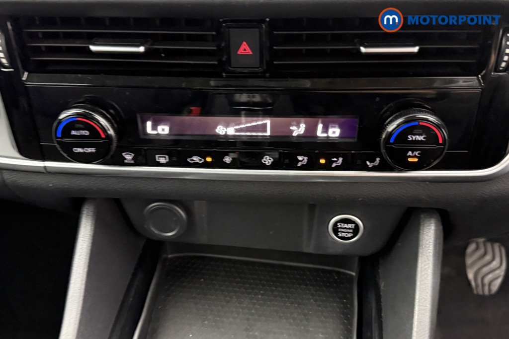 Nissan Qashqai Acenta Premium Manual Petrol SUV - Stock Number (1551415) - 9th supplementary image