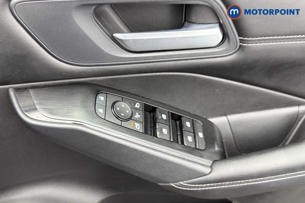 Nissan Qashqai Acenta Premium Manual Petrol SUV - Stock Number (1551415) - 14th supplementary image