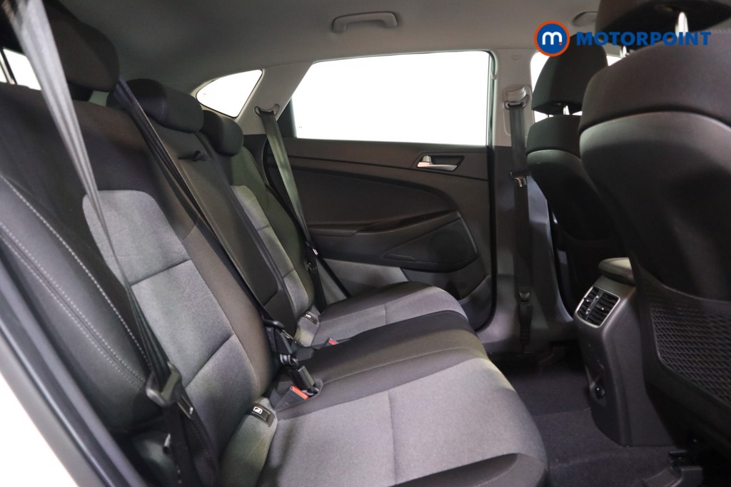 Hyundai Tucson Se Nav Manual Petrol SUV - Stock Number (1551417) - 12th supplementary image