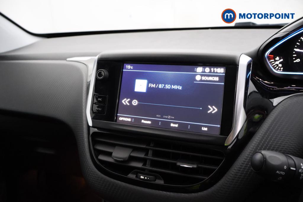 Peugeot 2008 Allure Premium Manual Petrol SUV - Stock Number (1551431) - 5th supplementary image
