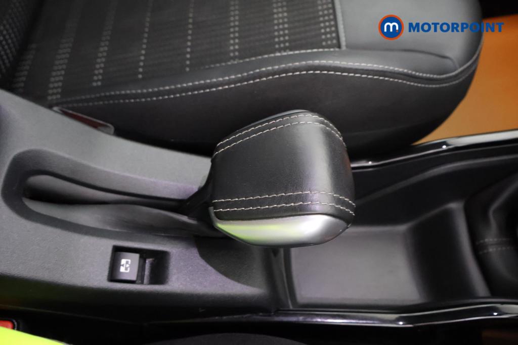 Peugeot 2008 Allure Premium Manual Petrol SUV - Stock Number (1551431) - 7th supplementary image