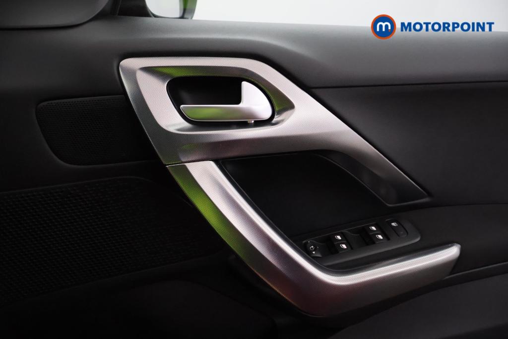 Peugeot 2008 Allure Premium Manual Petrol SUV - Stock Number (1551431) - 9th supplementary image