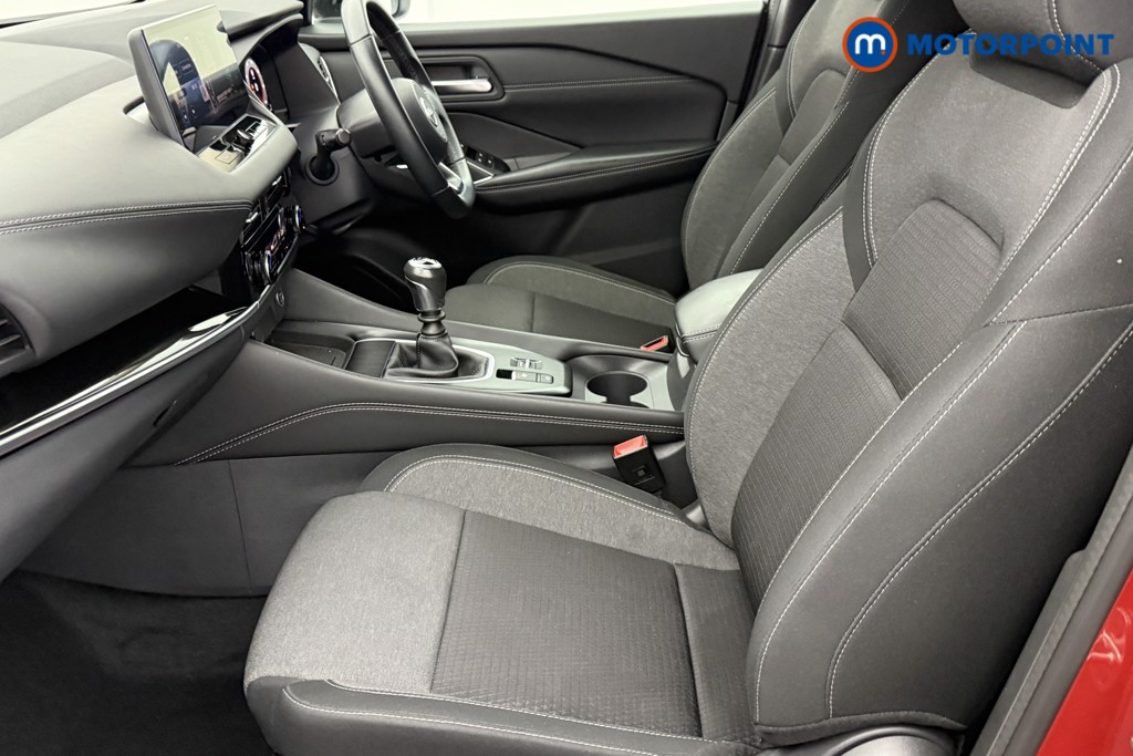 Nissan Qashqai N-Connecta Manual Petrol SUV - Stock Number (1551812) - 22nd supplementary image