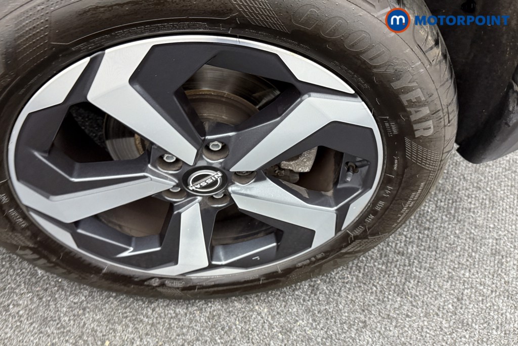 Nissan Qashqai N-Connecta Manual Petrol SUV - Stock Number (1551812) - 30th supplementary image