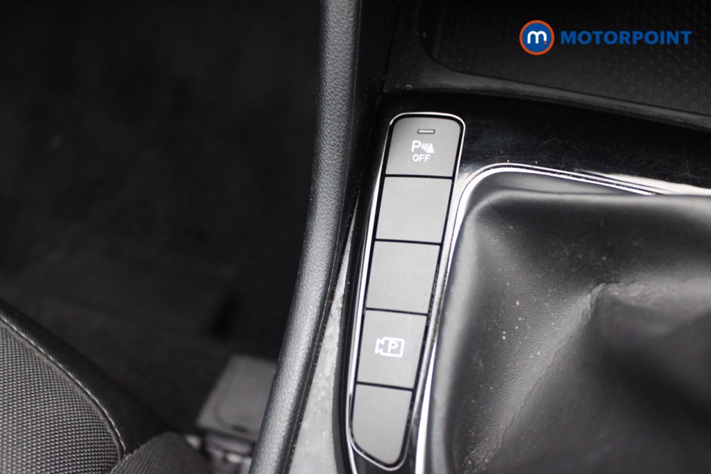 Hyundai Tucson Se Connect Manual Petrol SUV - Stock Number (1551916) - 11th supplementary image