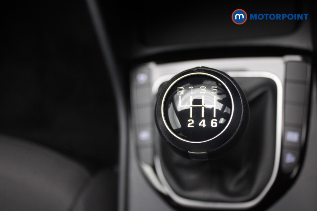 Hyundai Tucson Se Connect Manual Petrol SUV - Stock Number (1551916) - 12th supplementary image