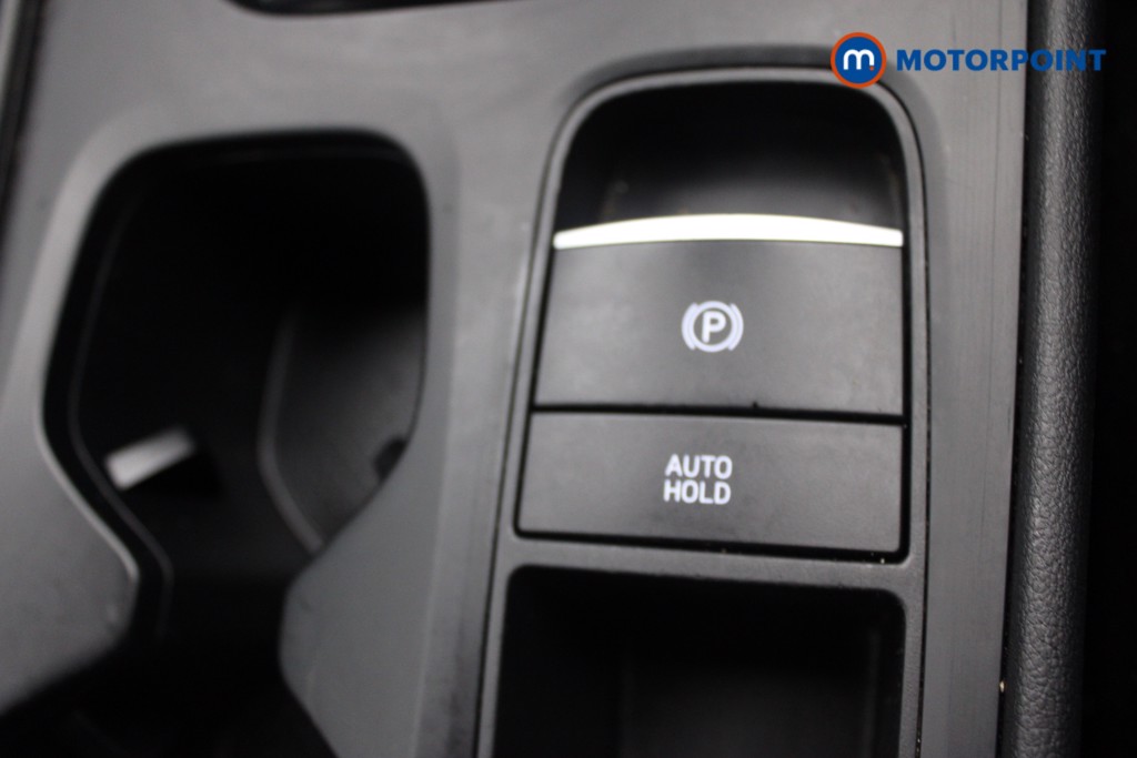 Hyundai Tucson Se Connect Manual Petrol SUV - Stock Number (1551916) - 13th supplementary image