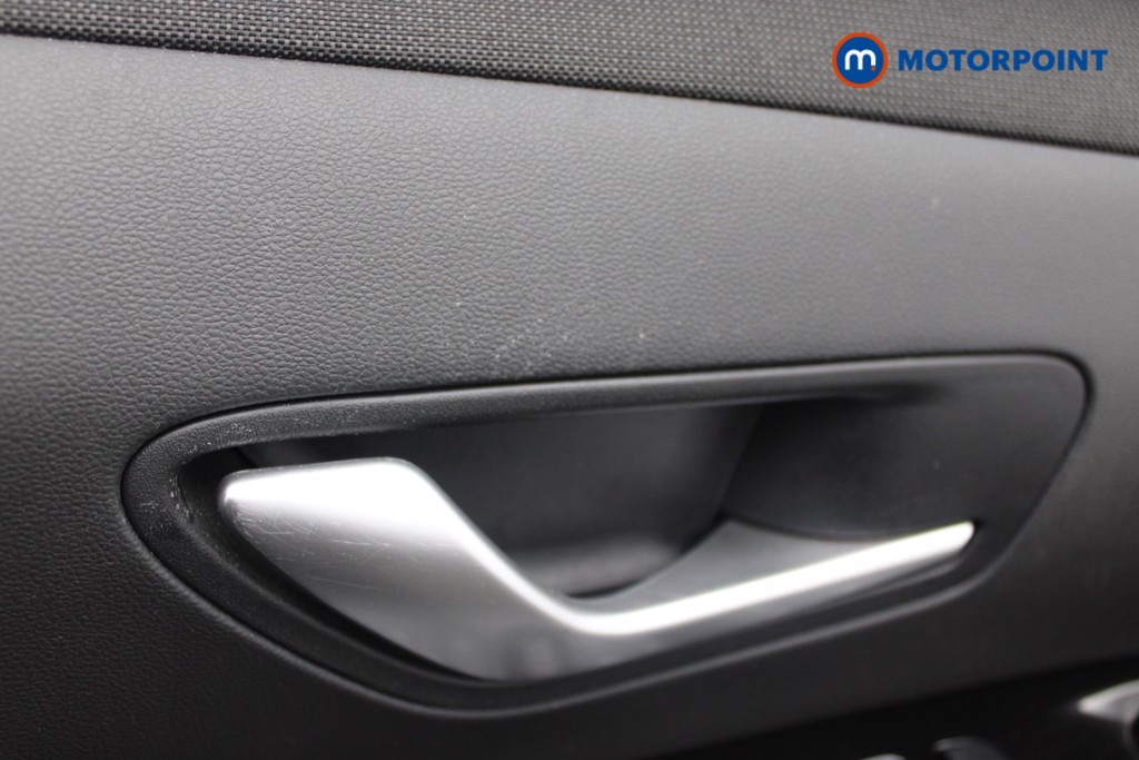 Hyundai Tucson Se Connect Manual Petrol SUV - Stock Number (1551916) - 17th supplementary image