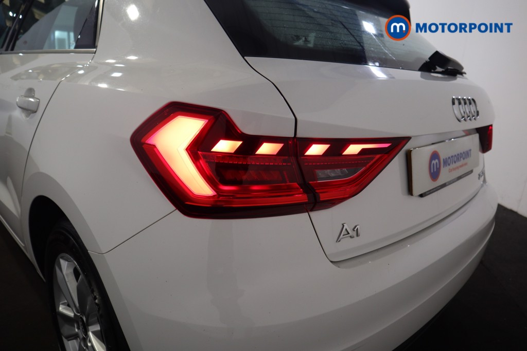Audi A1 Technik Manual Petrol Hatchback - Stock Number (1551978) - 19th supplementary image