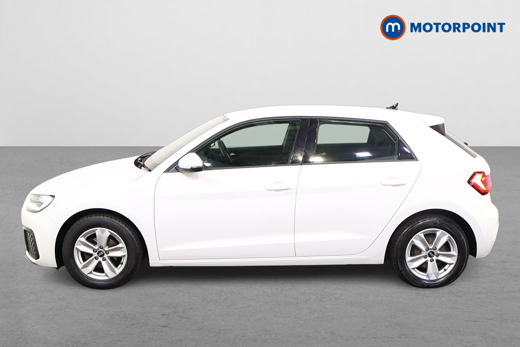 Audi A1 Technik Manual Petrol Hatchback - Stock Number (1551978) - Passenger side